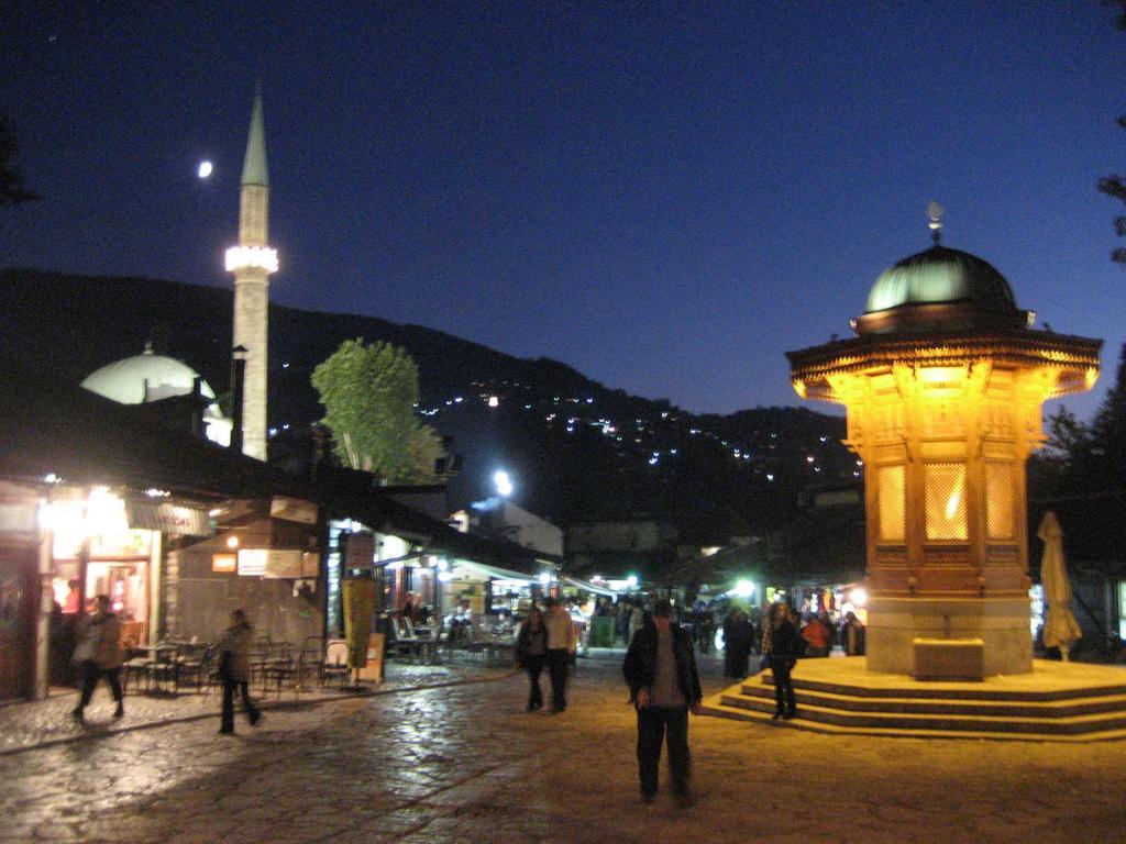 Apartments Center Sarajevo Eksteriør billede